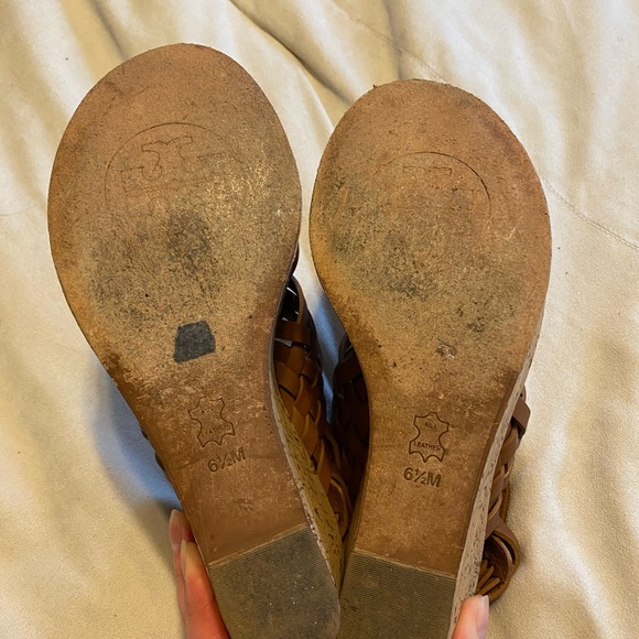 Women’s Tory Burch wedges - Picture 4 of 4